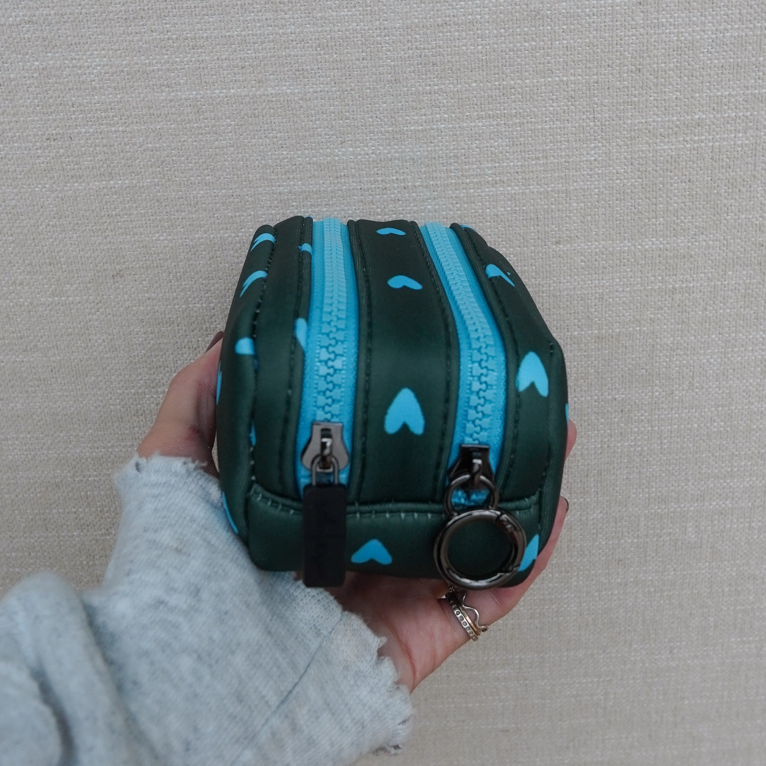 Micro Pouch in Green Hearts