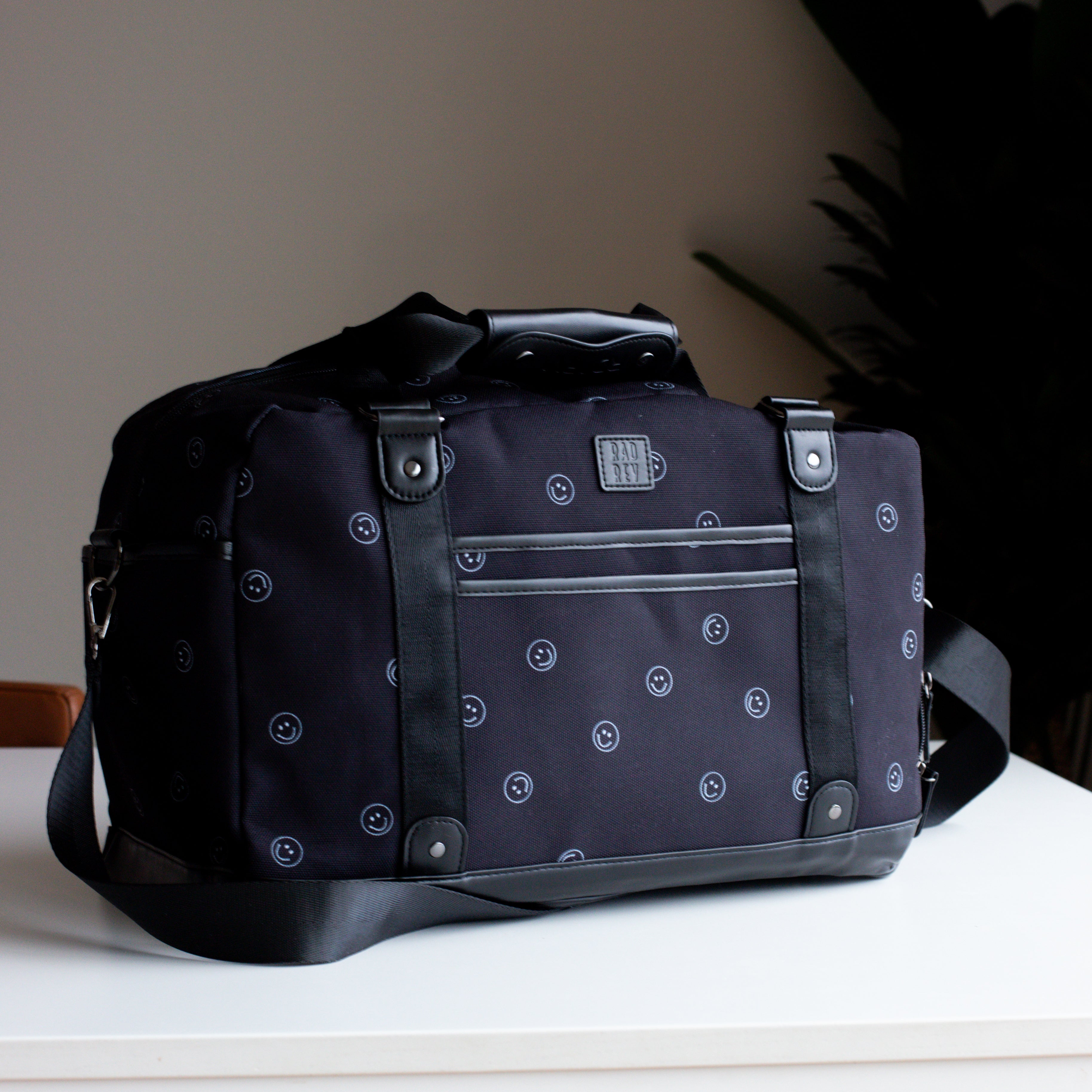 Day Tripper Mini Duffle in Smiles