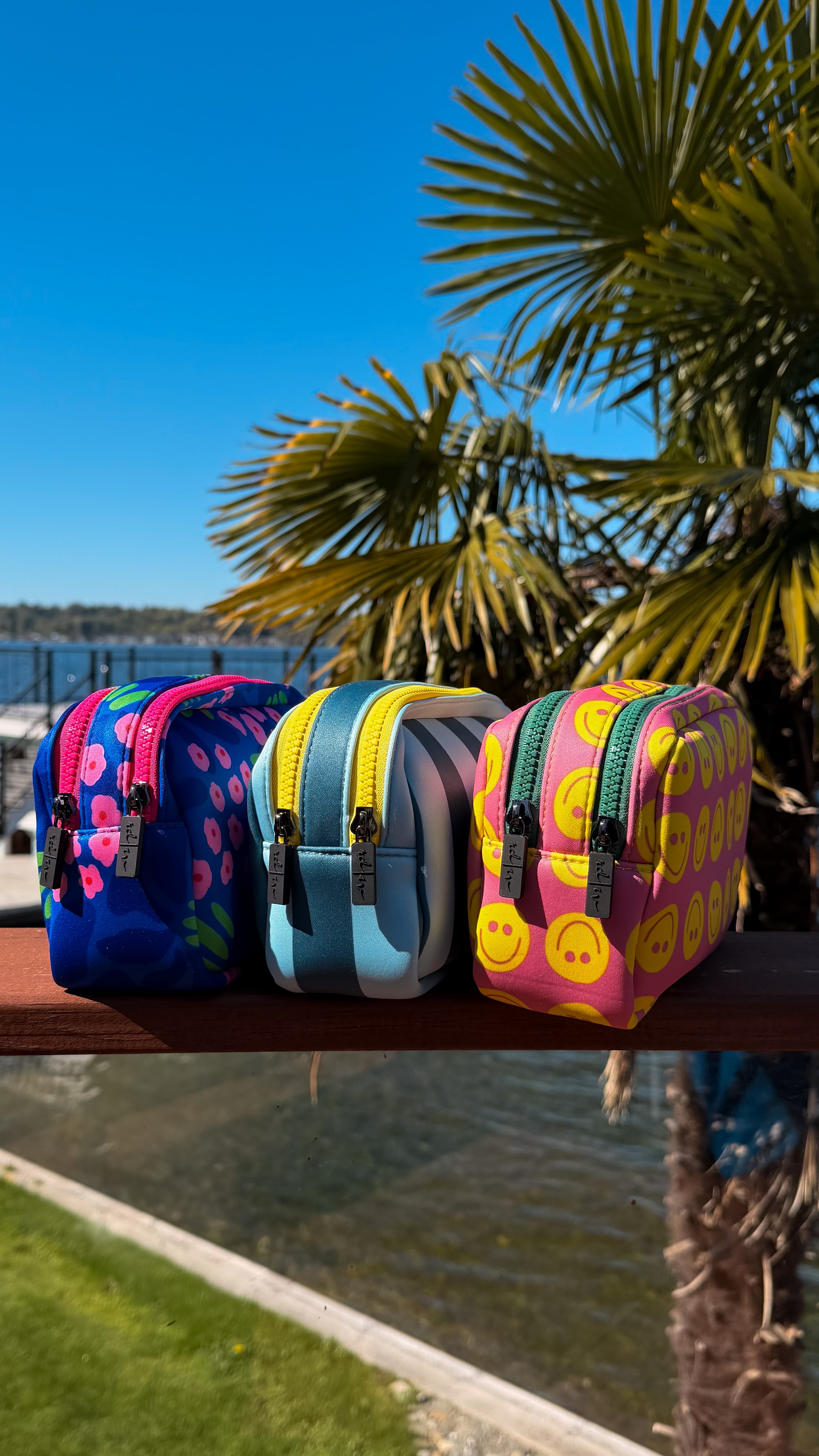 Neoprene Pouch in Blue Floral – Rad Revolution