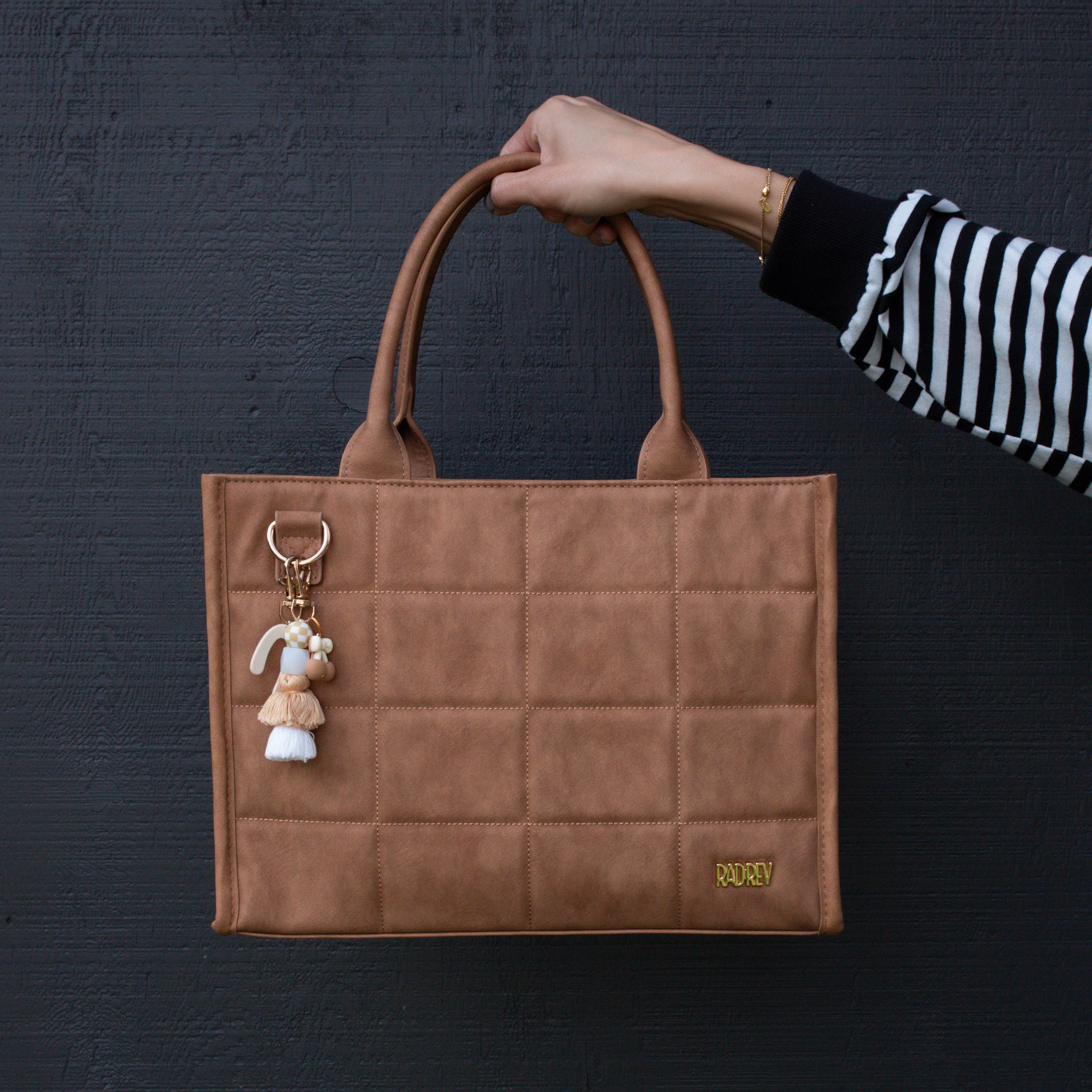 Boxy Tote MAX in Oak