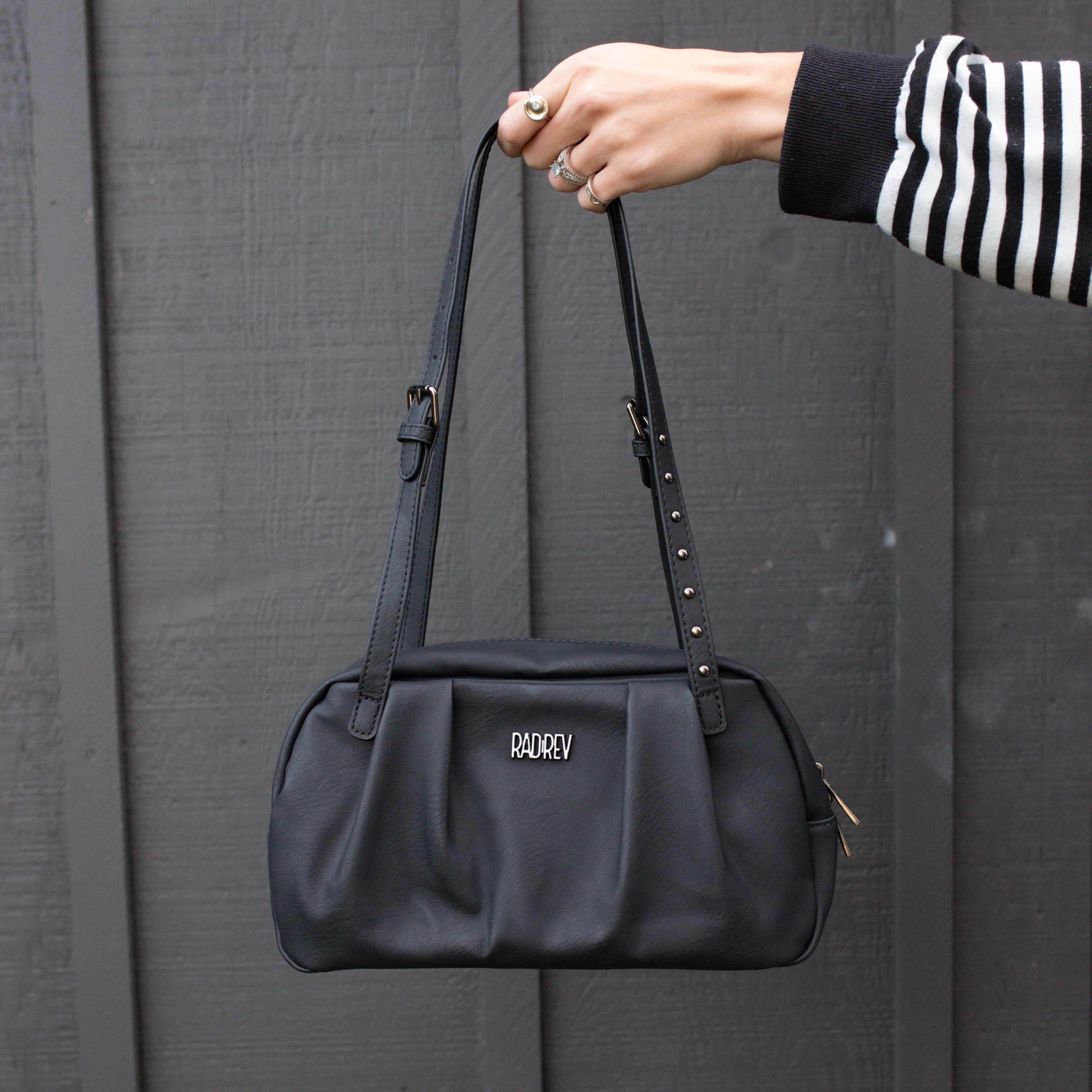 Tailor Shoulder Bag in Matte Black