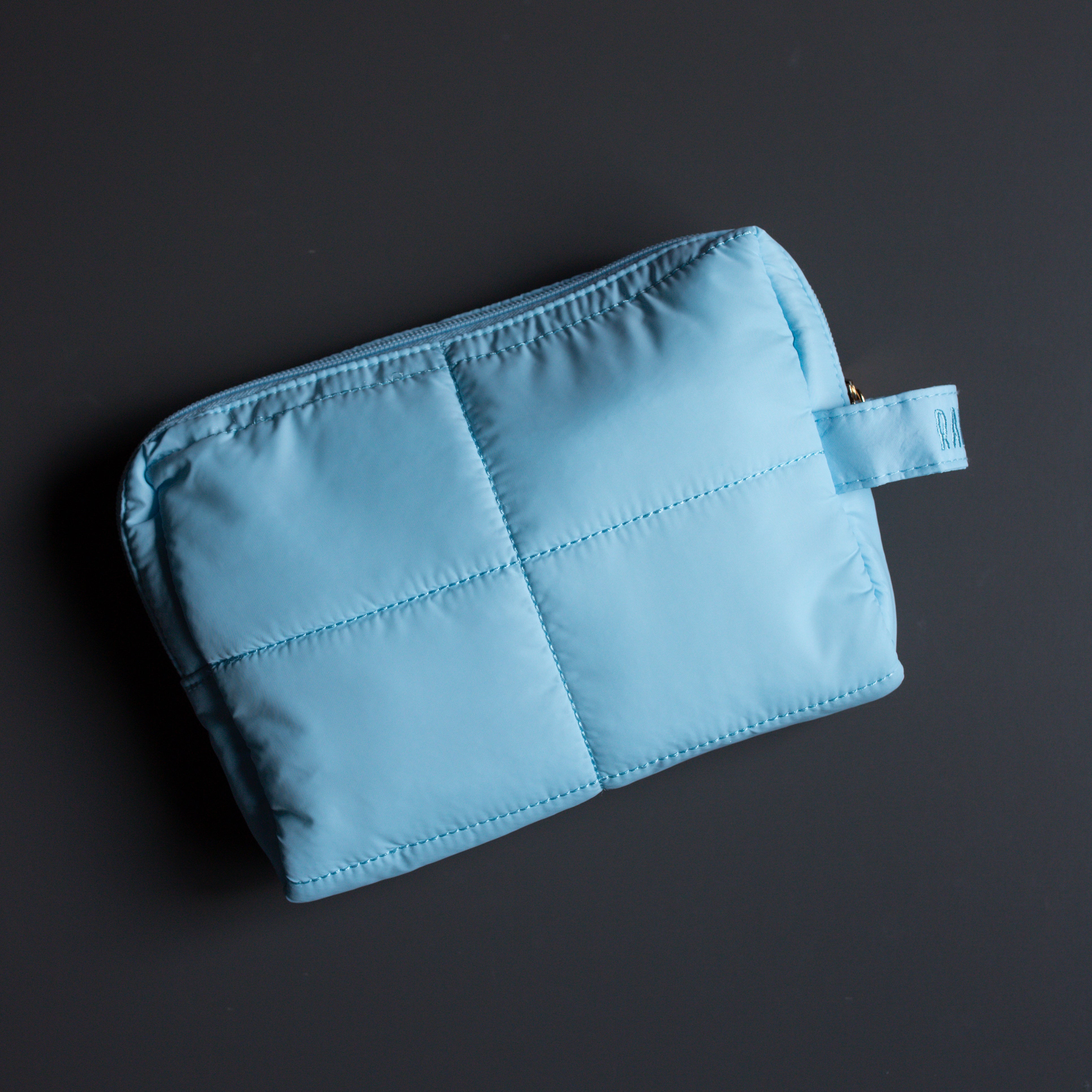 SLIM Cloud Pouch in Icy Blue