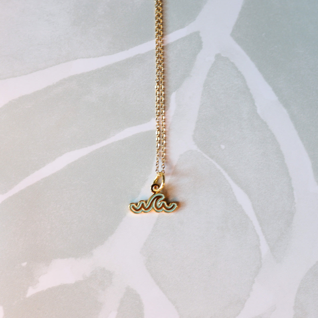 Dainty Wave Necklace